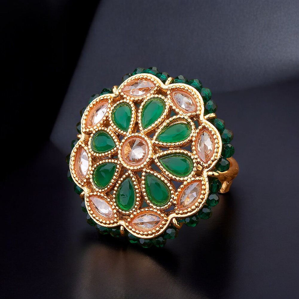 216135_ Antique Pearl Ring With Gold Plating GREEN-Photoroom