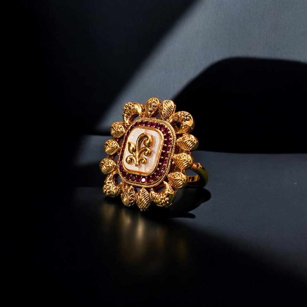 222082_ Antique Adjustable Ring With Gold Plating RUBY-Photoroom