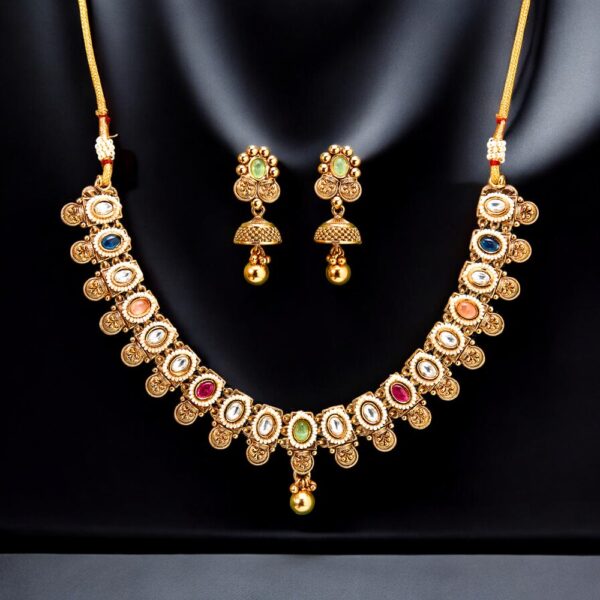Antique Classic Necklace With Matte Gold Plating