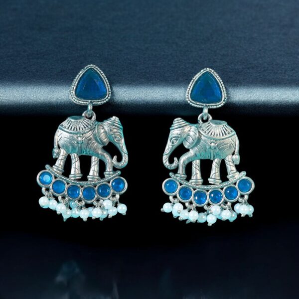 Classic Earring With Oxidised Plating