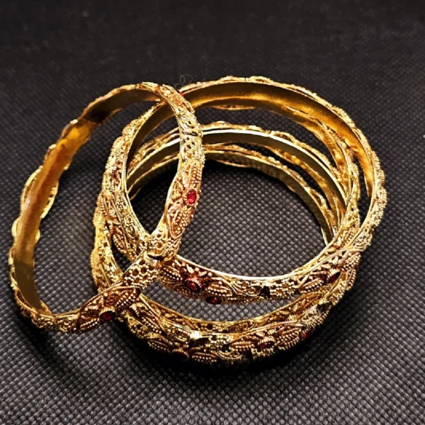 RED STONE BANGLES WITH GOLD PLEATED