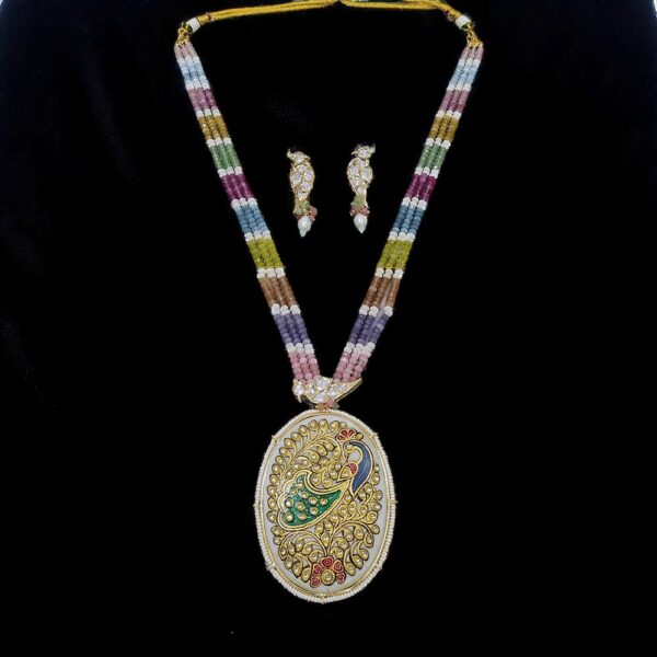 Kundan Classic Pendant Set With Gold Plating