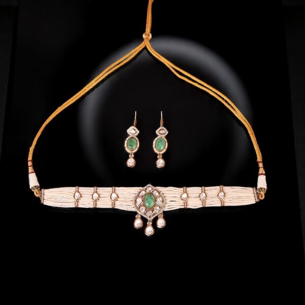 Kundan Moti Necklace Set With Mehndi Plating