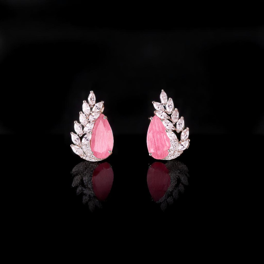 437789_PINK-Photoroom