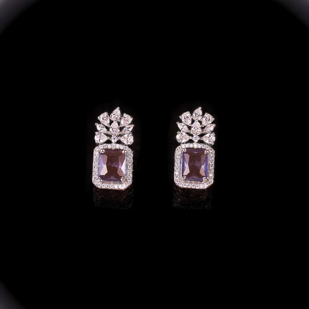437790_PURPLE-Photoroom