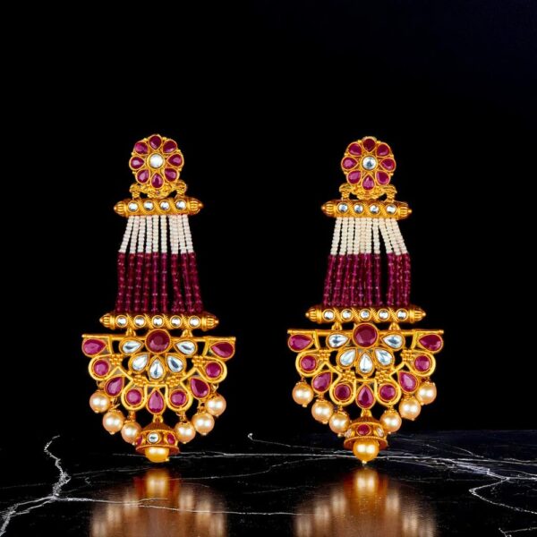 Antique Classic Earring With Gold Plating